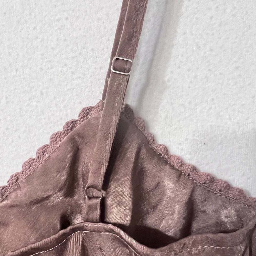 NWT Women Taupe Mauve Satin Whimsigoth Lace Trim Cami Tank‎ Top Victoria's 12 14 - Picture 5 of 11